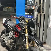 Aprilia Dorsoduro 750