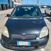  Toyota Yaris del 2004