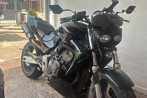 Hornet 600