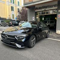 MERCEDES-BENZ A 180 AMG Line Extra - Automatic-M