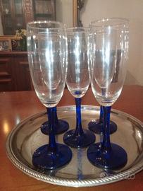 Lotto Alessi Vassoio 26 cm e 5 Flute Blu 20 cm