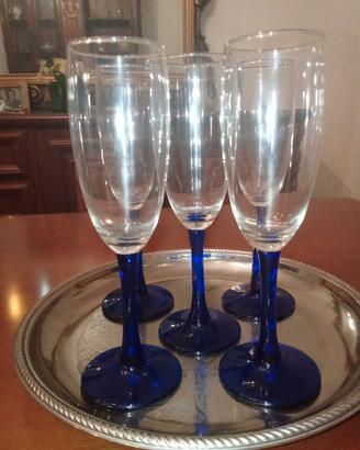 Lotto Alessi Vassoio 26 cm e 5 Flute Blu 20 cm