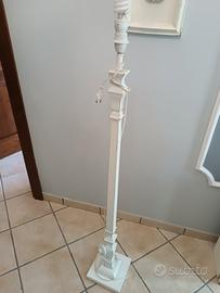 Lampada piantana shabby 