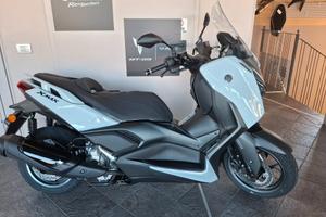 Yamaha X-Max 300 TECH MAX