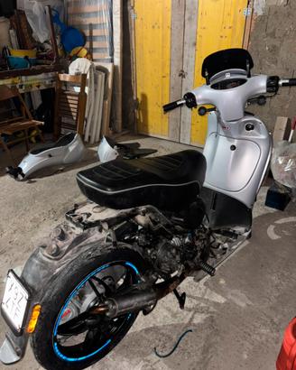 Scarabeo 50