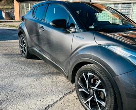 TOYOTA C-HR 2000 anno 2020