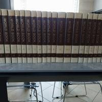 Vecchia enciclopedia world book. 