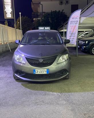 Lancia Ypsilon 1.2 69 CV 5 porte GPL Ecochic Silve