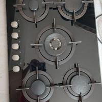 Piano cottura in vetro temperato a 5 fuochi