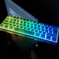 mouse e tastiera gaming con luci integrate 
