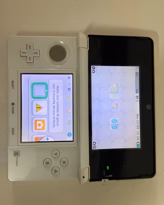 Consol Nintendo 3 DS compreso di videogiochi