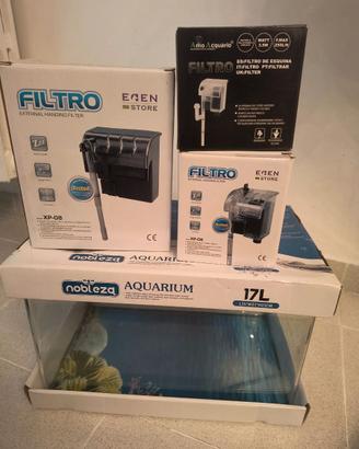 Acquario completo (17litri con  filtri e lampada)