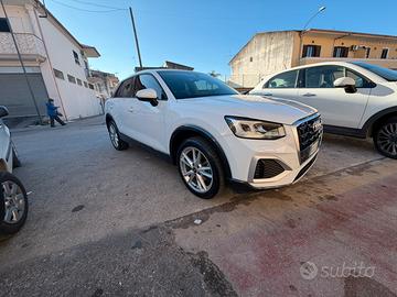 Audi Q2 30 2.0 tdi admired advanced s-tronic