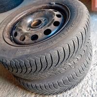2 Cerchi 14 con Pneumatici  Ford