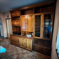 mobilio salotto in noce massello