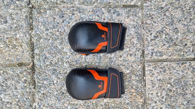 Guantoni aperti Domyos