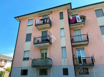 2 LOCALI A CORBETTA