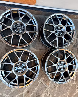 Cerchi in lega BBS XR 18 5x108