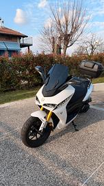 Scooter Wottan Storm R 125 - Sportivo Keyless/ABS