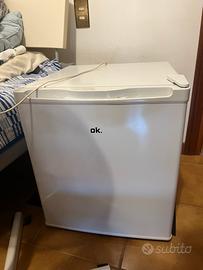 Frigorifero mini bar OK OFK10014, classe A+
