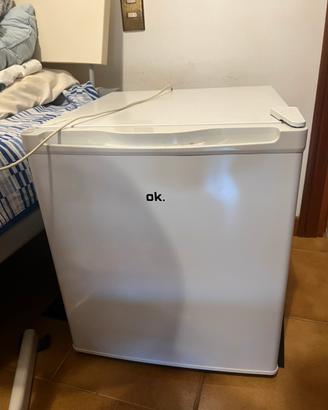 Frigorifero mini bar OK OFK10014, classe A+