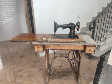 antica macchina da cucire Singer 