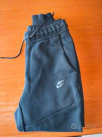 Pantaloni tuta Nike Tech