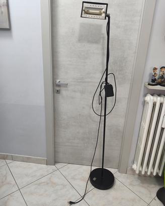 Lampada da terra alogena con luce led