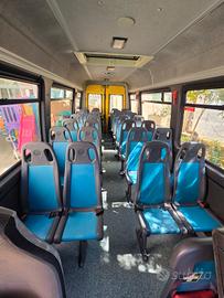Scuolabus iveco