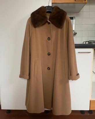 Cappotto lana pregiata collo in visone