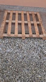 bancali sani da utilizzare o fare legna