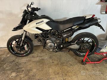 Ducati hypermotard 796