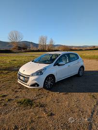 Peugeot 208 GPL