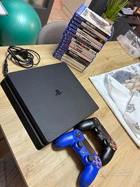 PS4 Slim + 2 controller e 15 giochi
