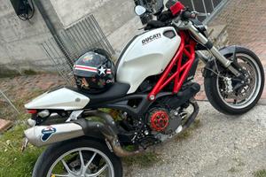 Ducati Monster 1100