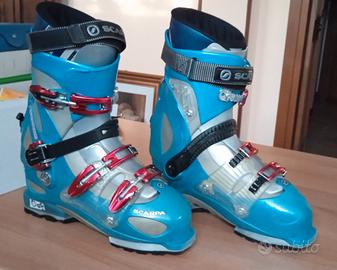 scarponi scialpinismo