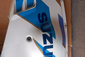 Suzuki gsxr 1100 pezzi carena