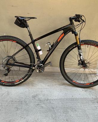 Mountain bike - KTM Myroon 29 Prestige (carbonio)