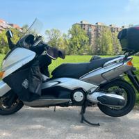 Scooter T max 500