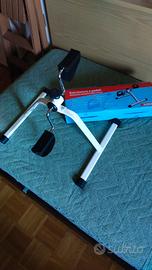 Esercitatore a pedali 