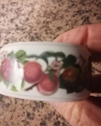 N. 2 portauovo e n. 2 portatovaglioli portmeiron P