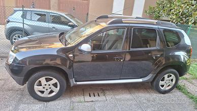 DACIA DUSTER Diesel 05/2011