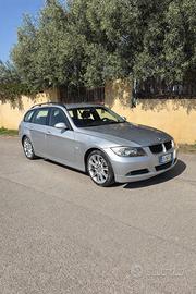 🔥 BMW 320d Touring – Automatico – Full Optional 🔥