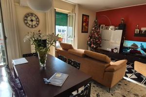 Affaccio sulla piazza nel centro storico