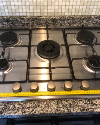 Piano cottura 5 fuochi