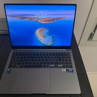 Samsung Galaxy Book5 Pro 16” AMOLED TOUCH