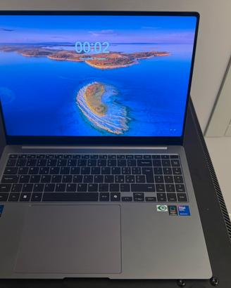 Samsung Galaxy Book5 Pro 16” AMOLED TOUCH