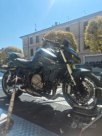 QJ SRK 700 ( leggermente trattabile )