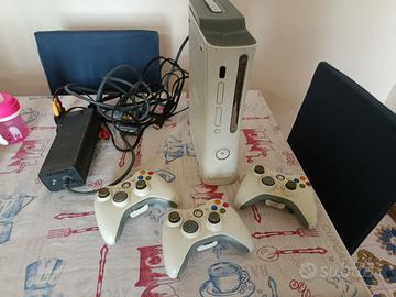 Xbox 360 60GB + 3 Controller Originali + Alimentat