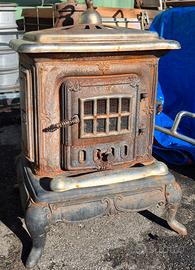 stufa in ghisa vintage 